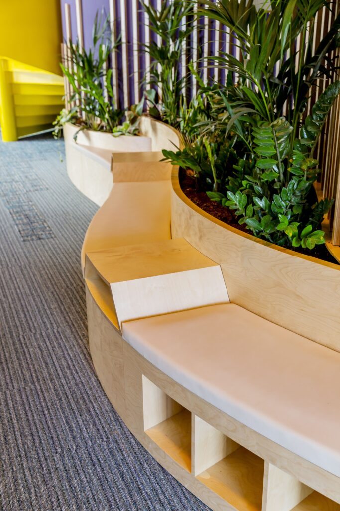 Aménagement Bureaux siège social JDC Création sur mesure par Salomia Design